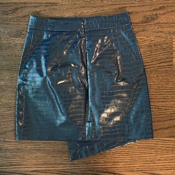 Porridge Faux-Leather Skirt - Picture 2 of 5